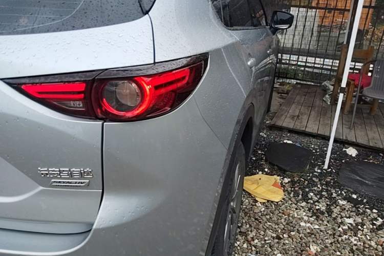 Used Mazda CX-5 2017 2.0L Automatic 2WD Smart Enjoyment Version China V Standard Right Rear Taillight