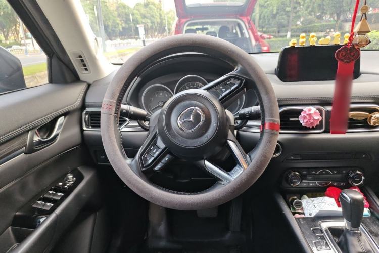 Used Mazda CX-5 2017 2.0L Automatic 2WD Smart Enjoyment Version China VI Standard Steering Wheel