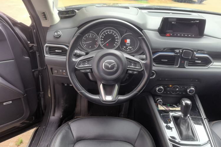 Used Mazda CX-5 2017 2.5L Automatic 4x4 Flagship Version China V Standard Steering Wheel