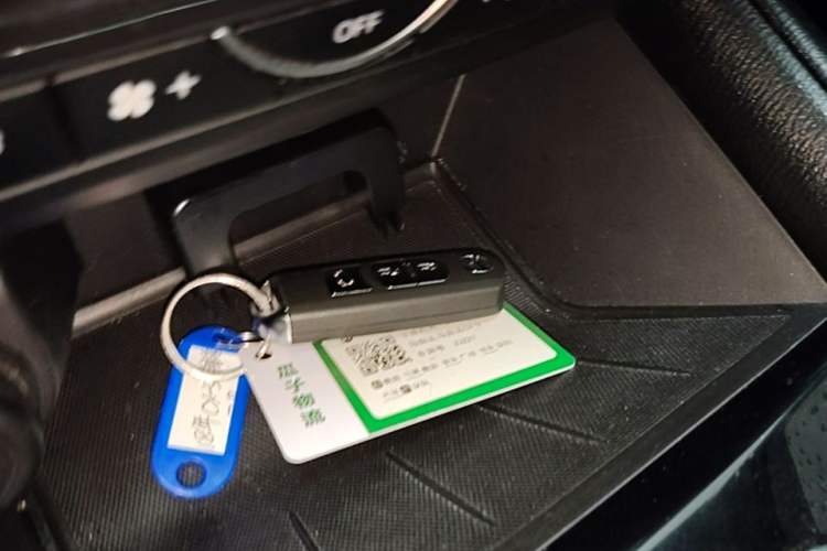 Used Mazda CX-5 2017 2.0L Automatic 2WD Smart Enjoyment Version China V Standard Vehicle Key
