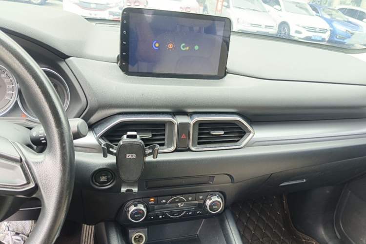 Used Mazda CX-5 2017 2.0L Manual Two-Wheel Drive Comfort Version China V Standard Audio And AC Panel