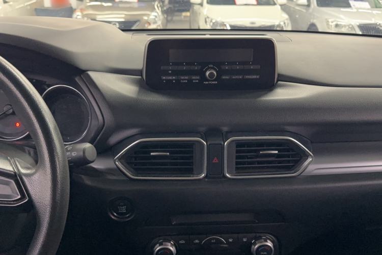 Used Mazda CX-5 2017 2.0L Manual Two-Wheel Drive Comfort Version China V Standard Audio And AC Panel
