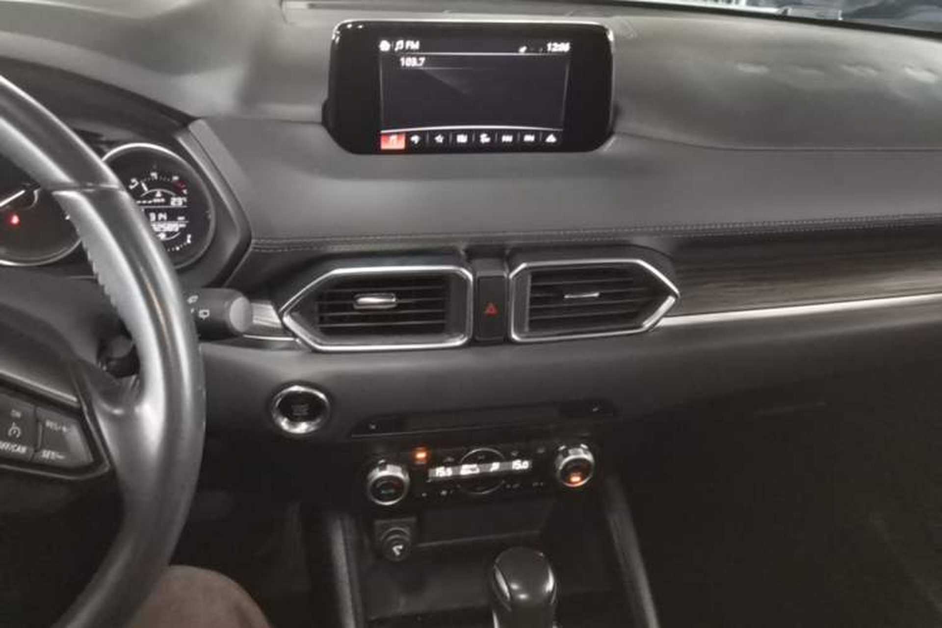 Used Mazda CX-5 2017 2.0L Automatic 2WD Smart Enjoyment Version China V Standard Audio And AC Panel
