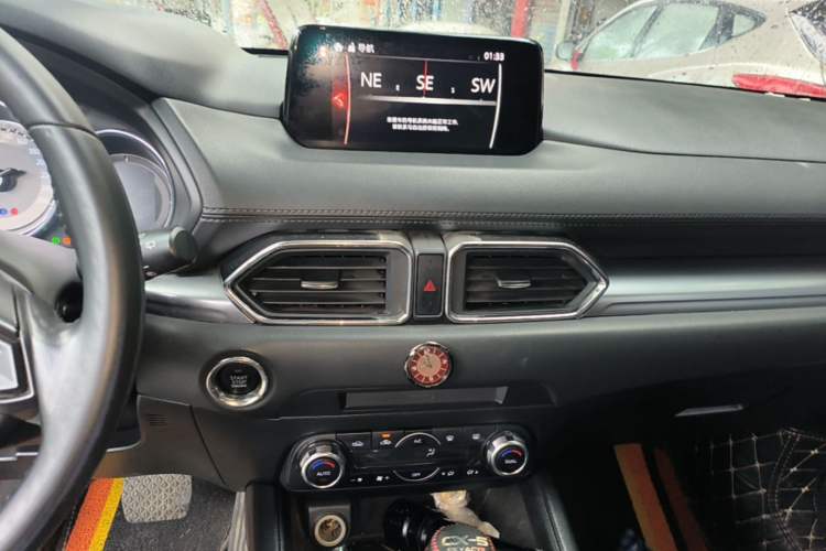 Used Mazda CX-5 2017 2.0L Automatic 2WD ZhiShang Trim China V Standard Audio And AC Panel