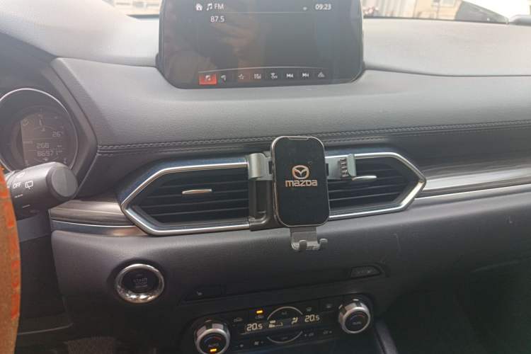 Used Mazda CX-5 2017 2.0L Automatic 2WD Smart Enjoyment Version China V Standard Audio And AC Panel