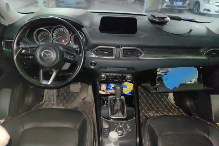 Used Mazda CX-5 2017 2.0L Automatic 2WD Smart Enjoyment Version China VI Standard Center Console