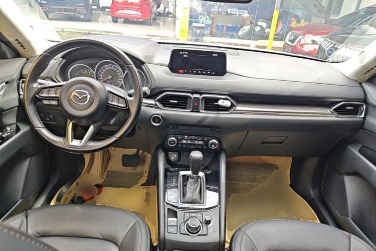 Used Mazda CX-5 2017 2.0L Automatic 2WD Smart Enjoyment Version China V Standard Center Console