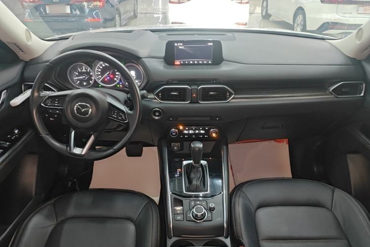 Used Mazda CX-5 2017 2.5L Automatic 2WD ZhiZun Version China VI Standard Center Console