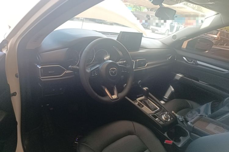 Used Mazda CX-5 2017 2.0L Automatic 2WD Comfort Version China V Standard Center Console