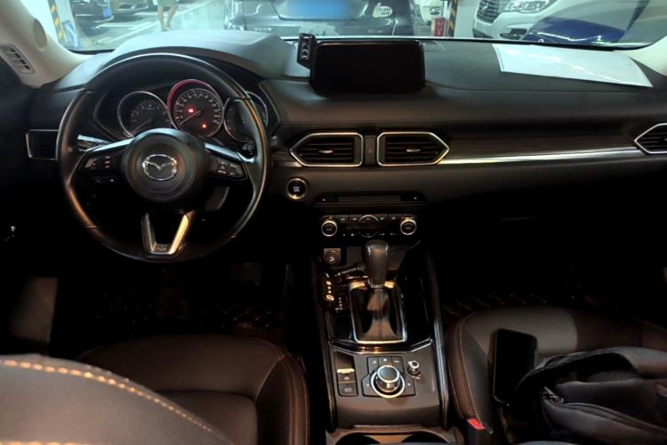 Used Mazda CX-5 2017 2.0L Automatic 2WD Smart Enjoyment Version China V Standard Center Console