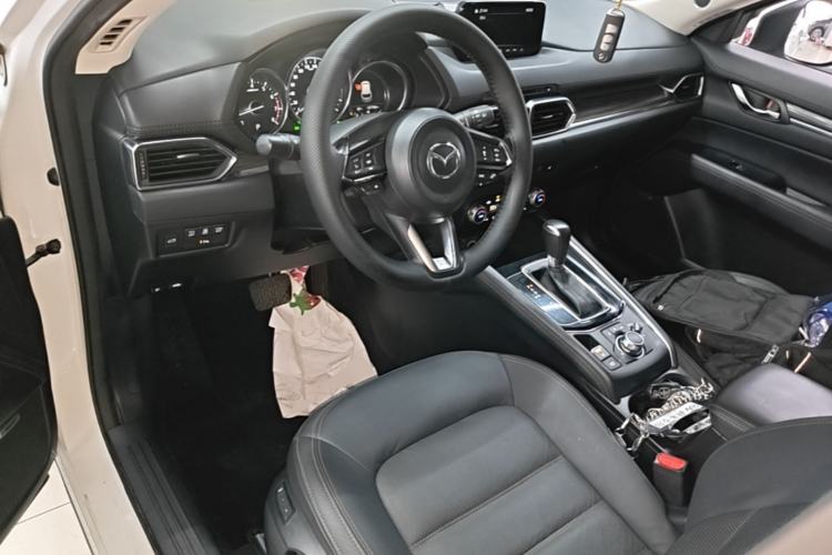 Used Mazda CX-5 2017 2.5L Automatic 4x4 Flagship Version China V Standard Center Console