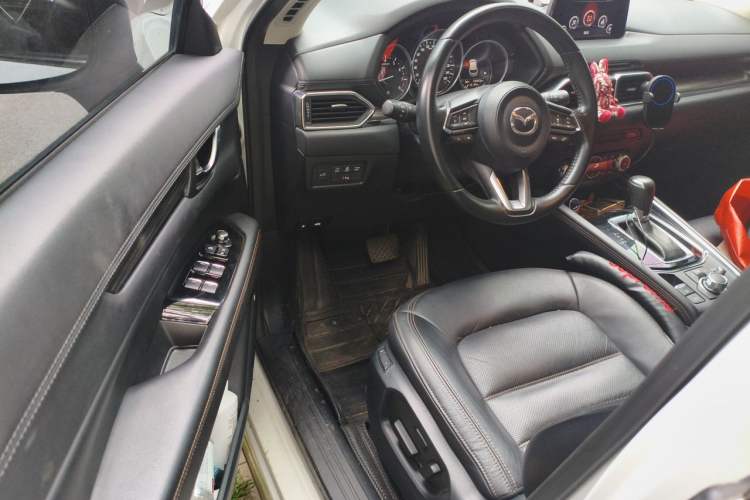 Used Mazda CX-5 2017 2.5L Automatic 4x4 Flagship Version China VI Standard Driver Seat