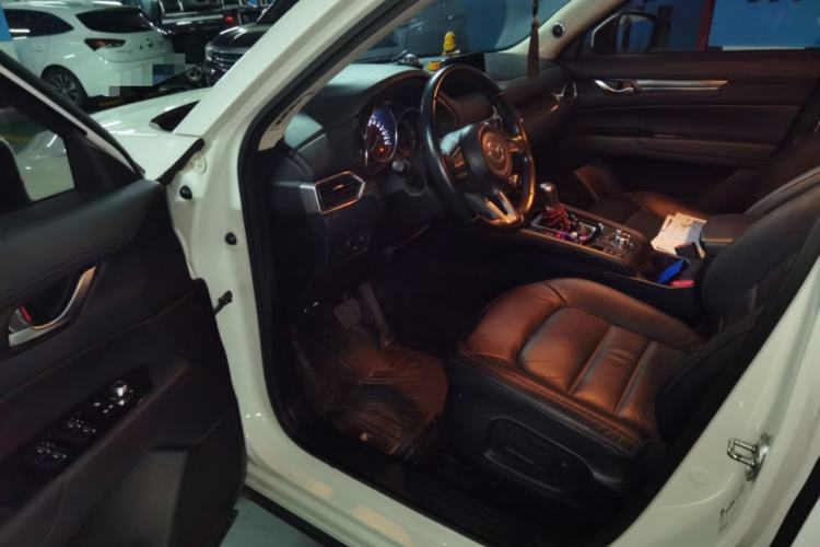 Used Mazda CX-5 2017 2.0L Automatic 2WD Smart Enjoyment Version China VI Standard Driver Seat