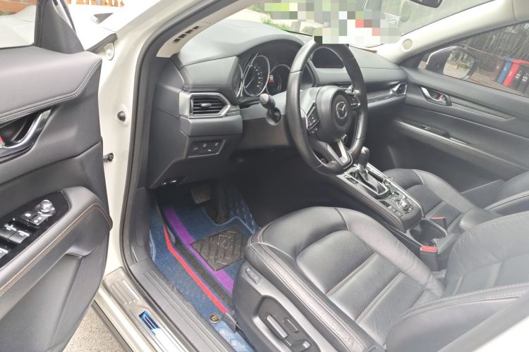 Used Mazda CX-5 2017 2.5L Automatic 2WD ZhiZun Version China V Standard Driver Seat