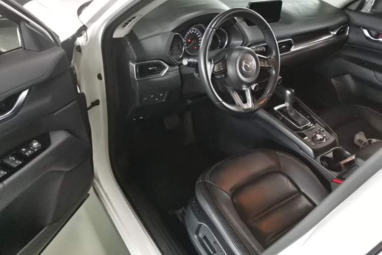 Used Mazda CX-5 2017 2.0L Automatic 2WD Smart Enjoyment Version China V Standard Driver Seat