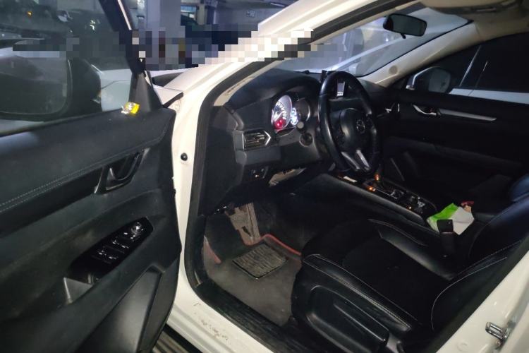 Used Mazda CX-5 2017 2.0L Automatic 2WD ZhiShang Trim China VI Standard Driver Seat