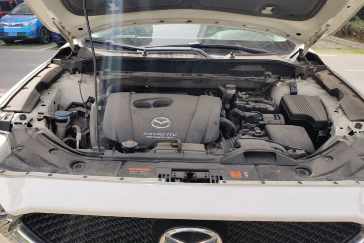 Used Mazda CX-5 2017 2.0L Automatic 2WD ZhiShang Trim China V Standard Engine Bay