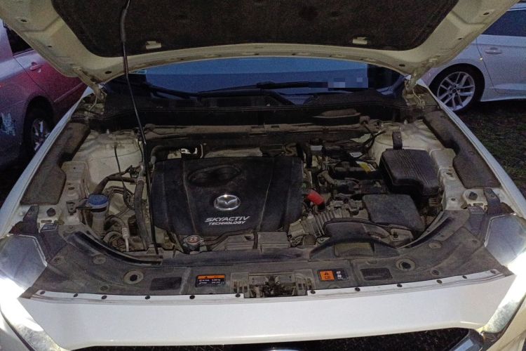 Used Mazda CX-5 2017 2.5L Automatic 2WD ZhiZun Version China V Standard Engine Bay