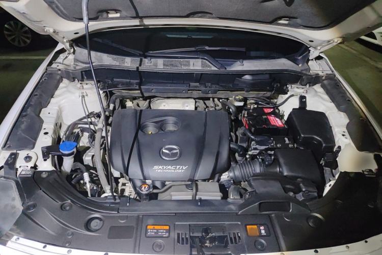 Used Mazda CX-5 2017 2.5L Automatic 4x4 ZhiZun Version China V Standard Engine Bay