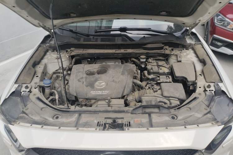 Used Mazda CX-5 2017 2.5L Automatic 4x4 Flagship Version China V Standard Engine Bay