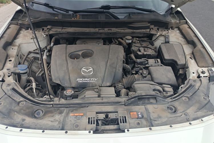 Used Mazda CX-5 2017 2.0L Automatic 2WD Smart Enjoyment Version China VI Standard Engine Bay