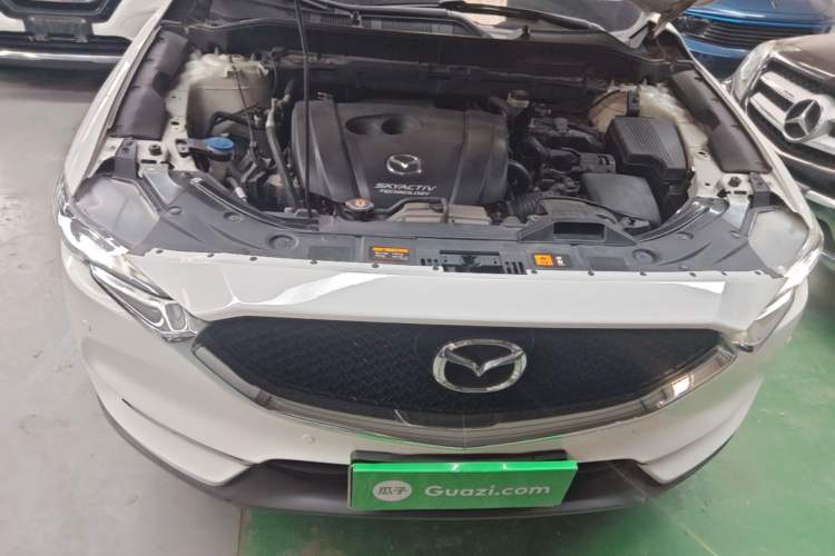 Used Mazda CX-5 2017 2.0L Automatic 2WD Smart Enjoyment Version China V Standard Engine Bay