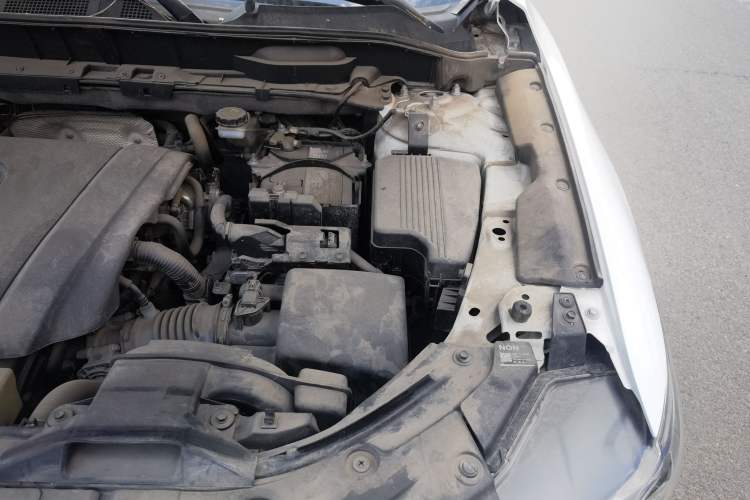 Used Mazda CX-5 2017 2.0L Automatic 2WD ZhiShang Trim China VI Standard Engine Bay Left