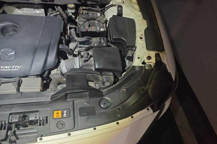 Used Mazda CX-5 2017 2.0L Automatic 2WD ZhiShang Trim China V Standard Engine Bay Left