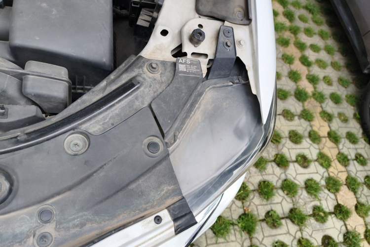 Used Mazda CX-5 2017 2.5L Automatic 4x4 Flagship Version China VI Standard Engine Bay Left