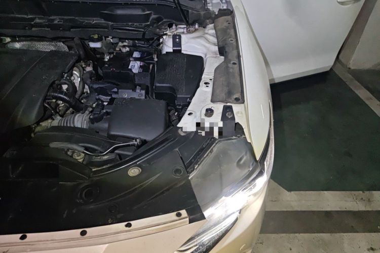 Used Mazda CX-5 2017 2.0L Automatic 2WD Smart Enjoyment Version China V Standard Engine Bay Left