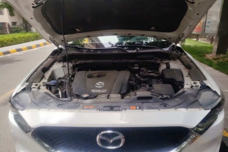 Used Mazda CX-5 2017 2.5L Automatic 4x4 ZhiZun Version China V Standard Engine Bay