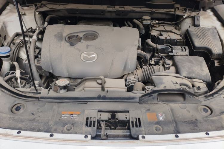 Used Mazda CX-5 2017 2.0L Automatic 2WD ZhiShang Trim China VI Standard Engine Bay