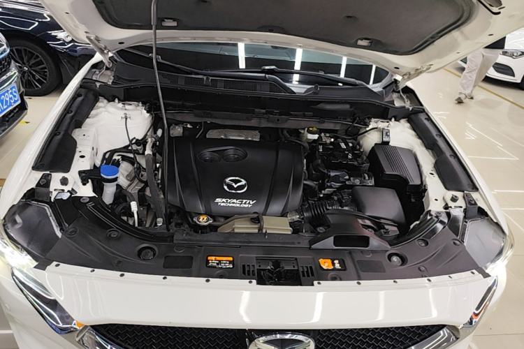 Used Mazda CX-5 2017 2.0L Automatic 2WD ZhiShang Trim China V Standard Engine Bay
