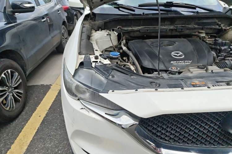Used Mazda CX-5 2017 2.0L Automatic 2WD Comfort Version China V Standard Engine Bay Right