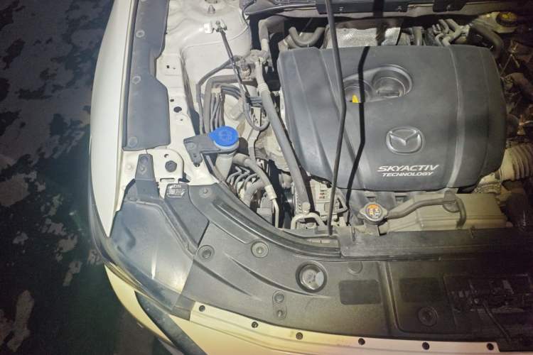 Used Mazda CX-5 2017 2.0L Automatic 2WD ZhiShang Trim China V Standard Engine Bay Right