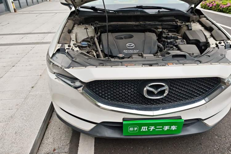 Used Mazda CX-5 2017 2.0L Automatic 2WD Comfort Version China V Standard Engine Bay Right
