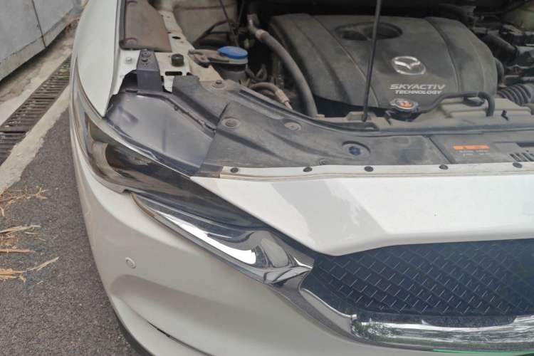 Used Mazda CX-5 2017 2.0L Automatic 2WD Smart Enjoyment Version China V Standard Engine Bay Right
