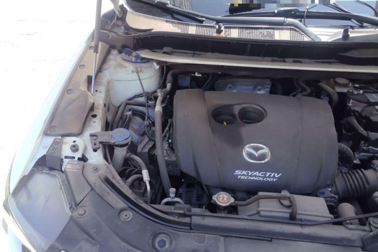 Used Mazda CX-5 2017 2.0L Automatic 2WD Smart Enjoyment Version China V Standard Engine Bay Right