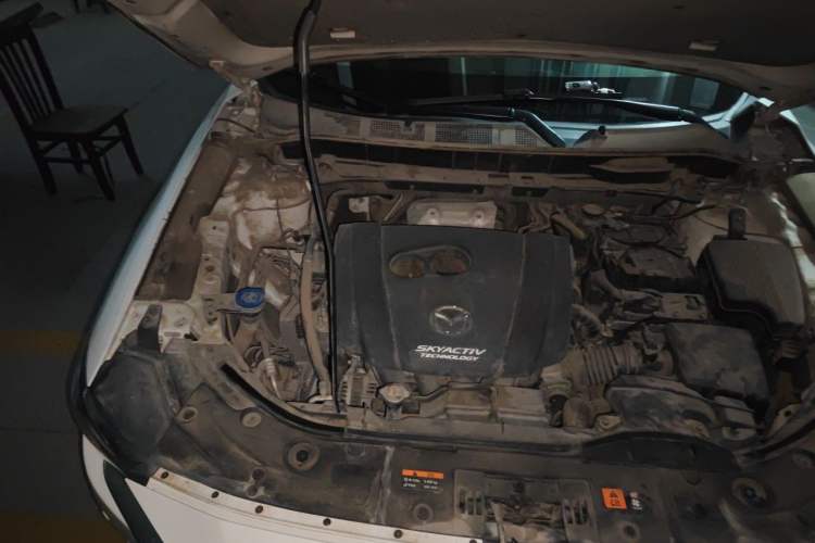 Used Mazda CX-5 2017 2.0L Automatic 2WD ZhiShang Trim China V Standard Engine Bay Right
