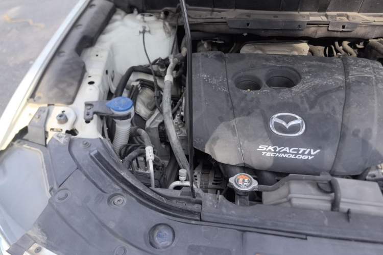 Used Mazda CX-5 2017 2.0L Automatic 2WD Smart Enjoyment Version China V Standard Engine Bay Right