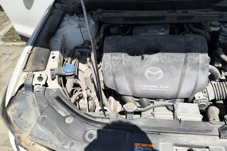 Used Mazda CX-5 2017 2.0L Automatic 2WD Smart Enjoyment Version China V Standard Engine Bay Right