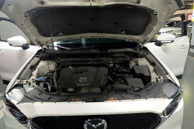 Used Mazda CX-5 2017 2.0L Automatic 2WD Smart Enjoyment Version China V Standard Engine Bay