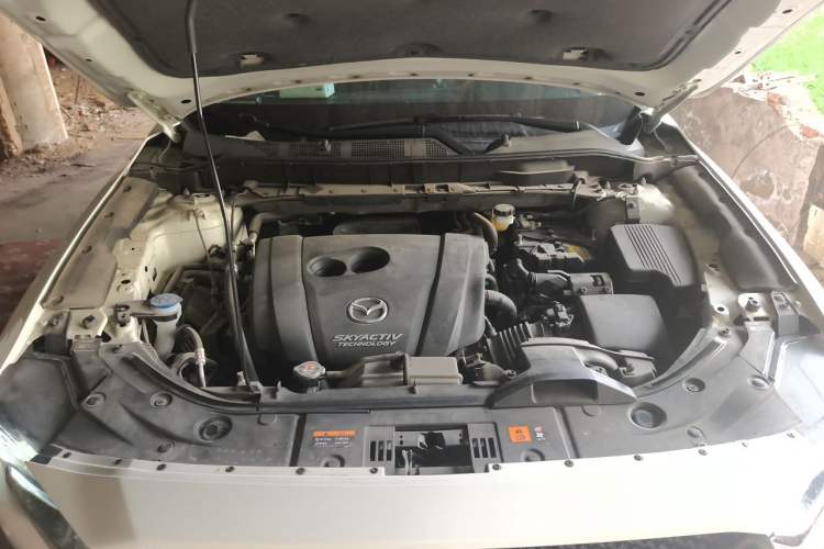 Used Mazda CX-5 2017 2.0L Automatic 2WD Smart Enjoyment Version China VI Standard Engine Bay