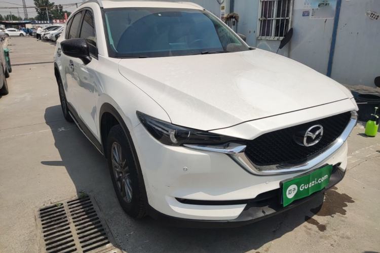 Used Mazda CX-5 2017 2.0L Automatic 2WD ZhiShang Trim China V Standard Exterior 1