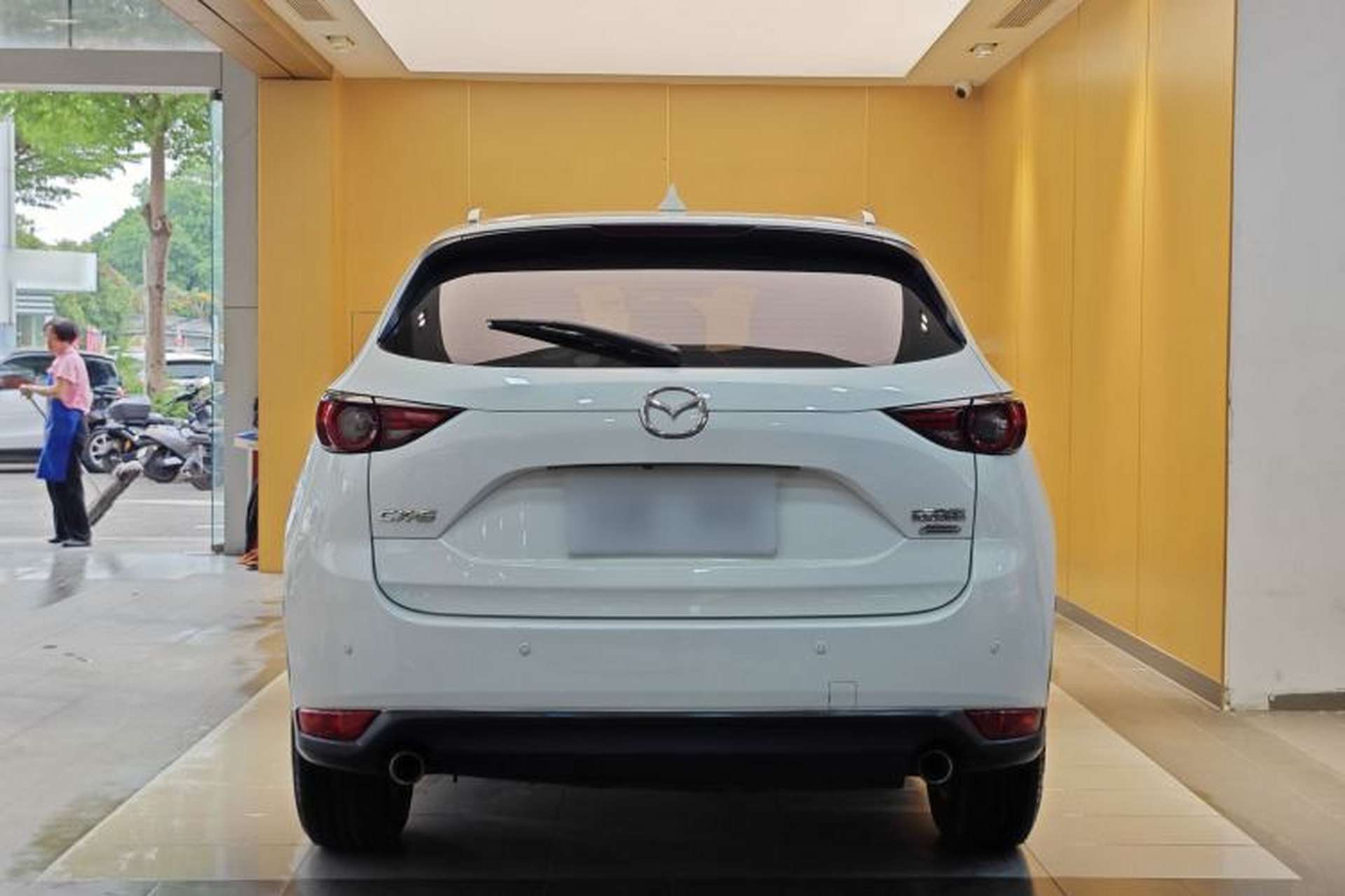 Used Mazda CX-5 2017 2.0L Automatic 2WD ZhiShang Trim China V Standard Exterior 10