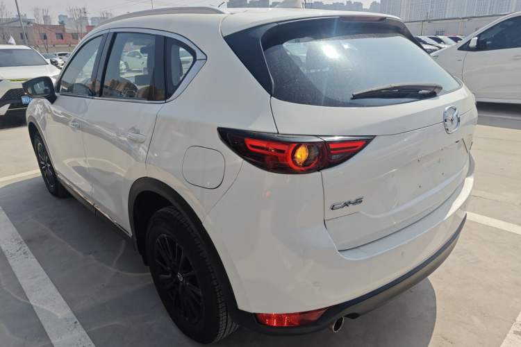 Used Mazda CX-5 2017 2.0L Automatic 2WD ZhiShang Trim China V Standard Exterior 2