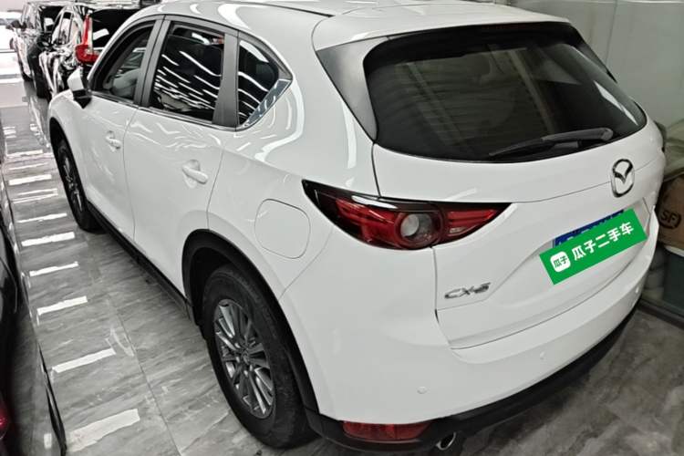 Used Mazda CX-5 2017 2.0L Automatic 2WD ZhiShang Trim China V Standard Exterior 2