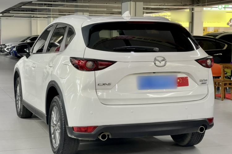 Used Mazda CX-5 2017 2.0L Automatic 2WD ZhiShang Trim China V Standard Exterior 4