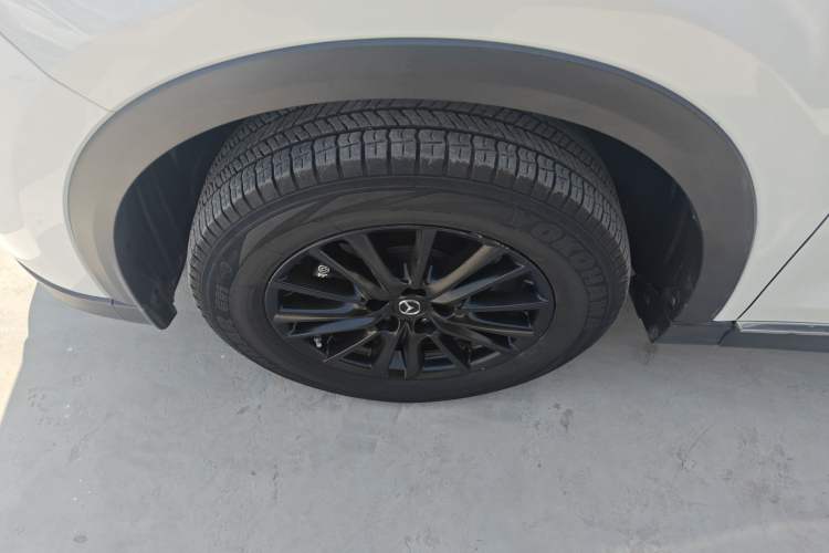Used Mazda CX-5 2017 2.0L Automatic 2WD ZhiShang Trim China V Standard Exterior 4