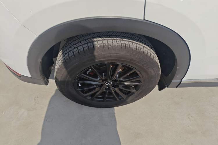 Used Mazda CX-5 2017 2.0L Automatic 2WD ZhiShang Trim China V Standard Exterior 5
